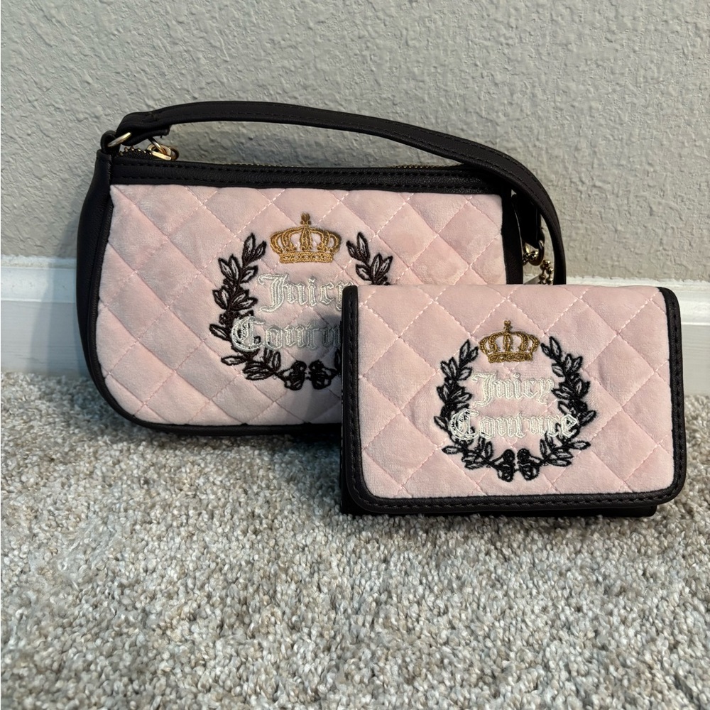 NWT Juicy Couture Royal Couture Mini Wristlet  & Double Sided Trifold Wa…